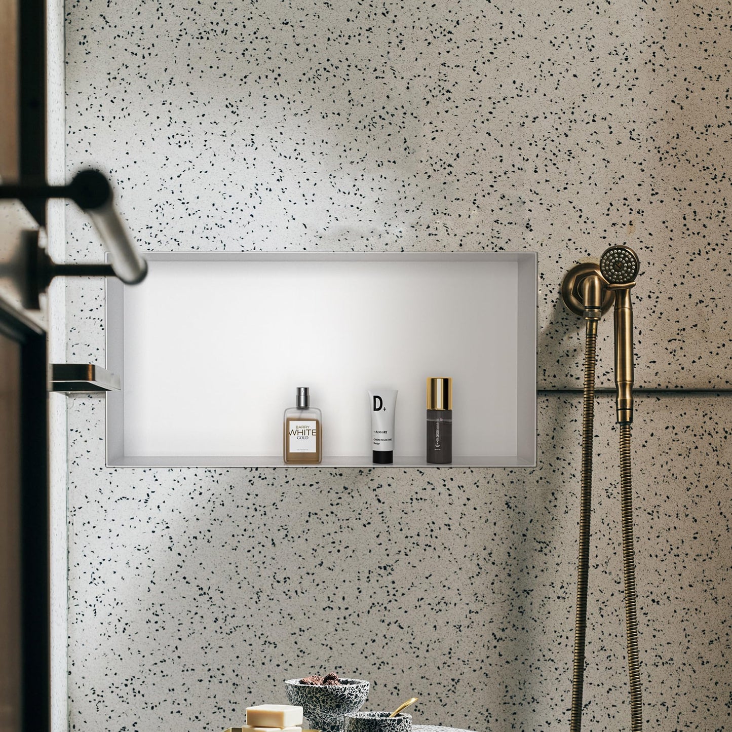 Bernkot Nicho de ducha de acero inoxidable blanco 60 cm × 30 cm × 10 cm No requiere azulejos ducha nicho para almacenamiento de baño nicho de ducha empotrada sin bordes, montaje al ras